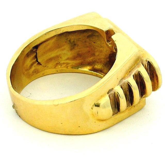 1970s Vintage Modernist 18k Gold Architectural Diamond Ring, Size 8 For Sale - Image 5 of 12