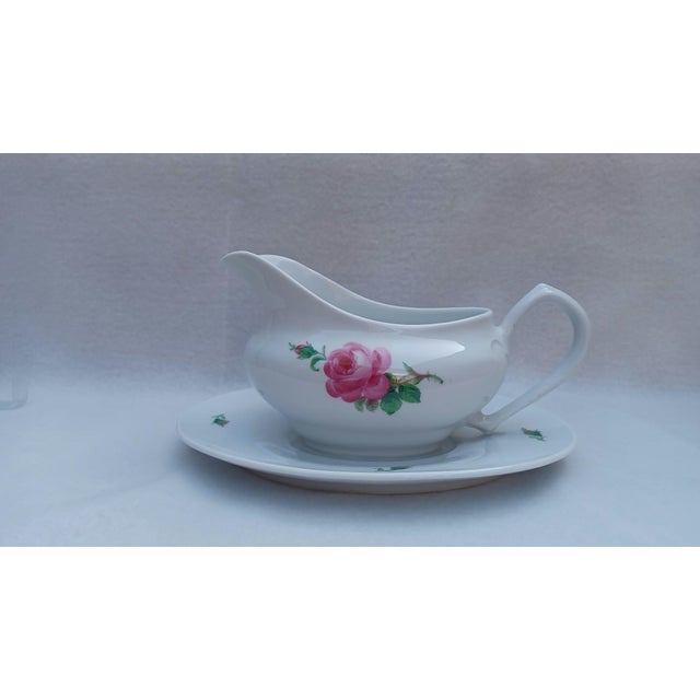 Vintage Porcelain Gravy Sauce Boat in Pink Rose Pattern from Meissen, 1970 For Sale - Image 11 of 11