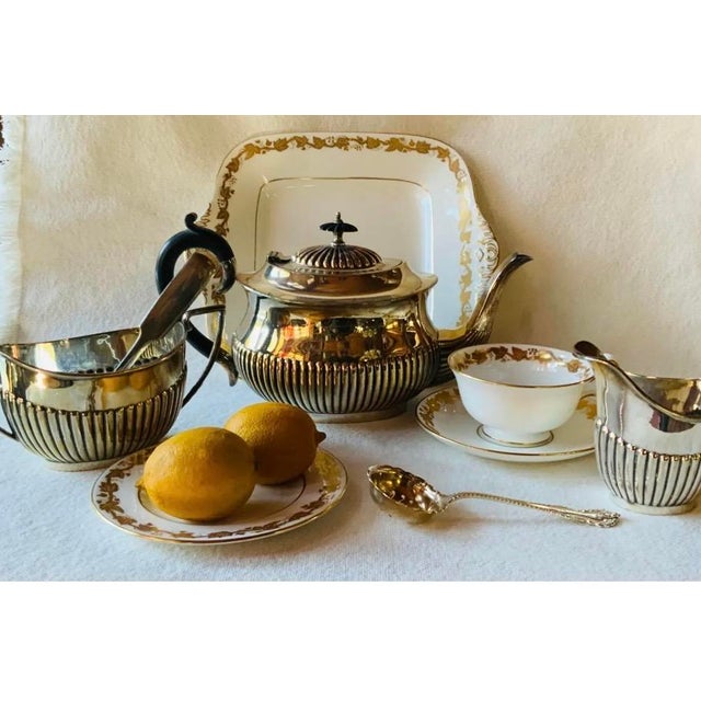 1950s 1950s Wedgwood Whitehall Gold Ivy Bone China Tea Set, 10-Piece For Sale - Image 5 of 18