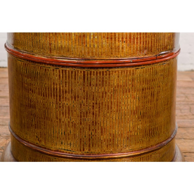 Late 20th Century Burmese Vintage Negora Lacquer Circular Storage Bin with Vertical Stripes For Sale - Image 5 of 12