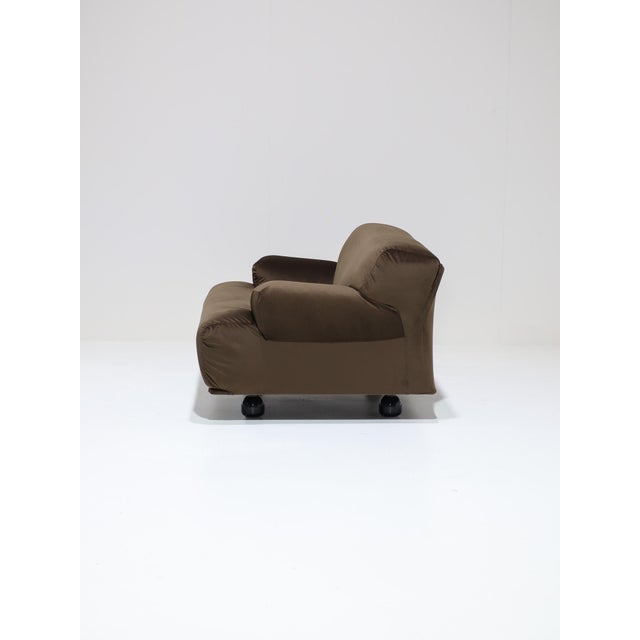 Fianda Modular Sofa and Armchair in Brown Velvet by Vico Magistretti for Cassina, 1970s, Set of 4 For Sale - Image 15 of 18