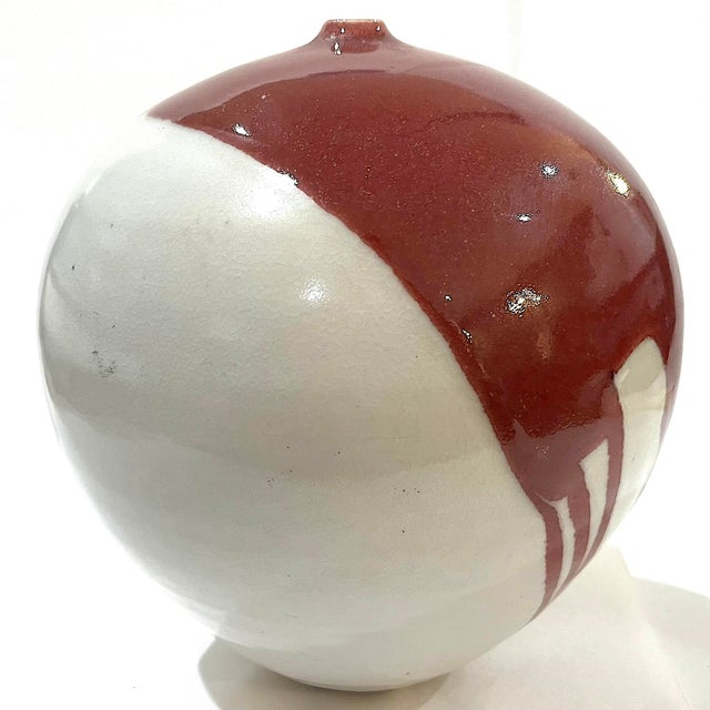 Oxblood Red 1980's Oxblood Splash Hand-Crafted Porcelain Vessel - Ken Edwards Montana Potter For Sale - Image 8 of 11