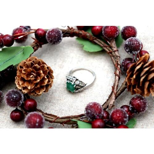 Green Platinum Ring with Diamonds For Sale - Image 8 of 9
