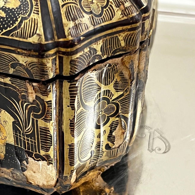 Antique chinoiserie-painted wood tea caddy with tins inside // chippy finish // lacquer // gold and black // scenic box with paw feet For Sale - Image 10 of 18
