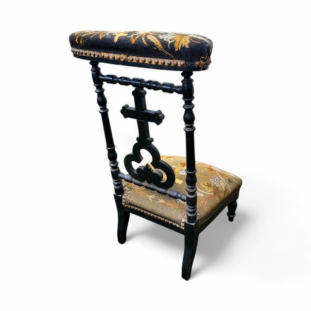 Antique French Prayer Chair with Carved Cross, 1880s For Sale - Image 12 of 16