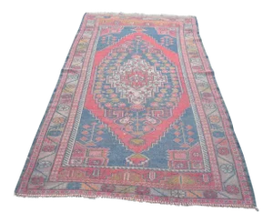 Antique Handwoven Oushak Wool Rug - 4′5″ × 8′8″
