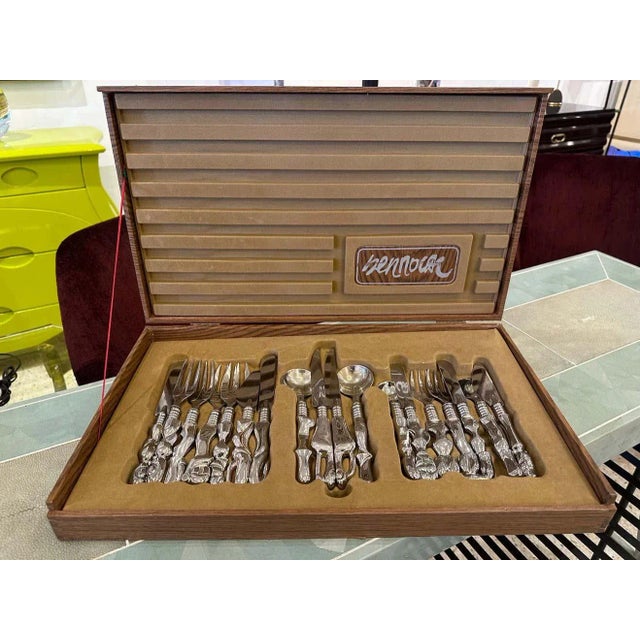 Miguel Ortiz Berrocal Complete & Original 18-Piece Service For Sale - Image 9 of 10