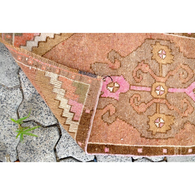 1960s Vintage Mid Century Turkish Rug For Sale - Image 5 of 6