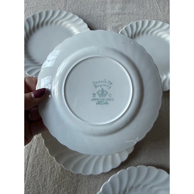 1960s 1960s White Ironstone English Small Plates in Snow White by Johnson Brothers - A Set of 5 For Sale - Image 5 of 7