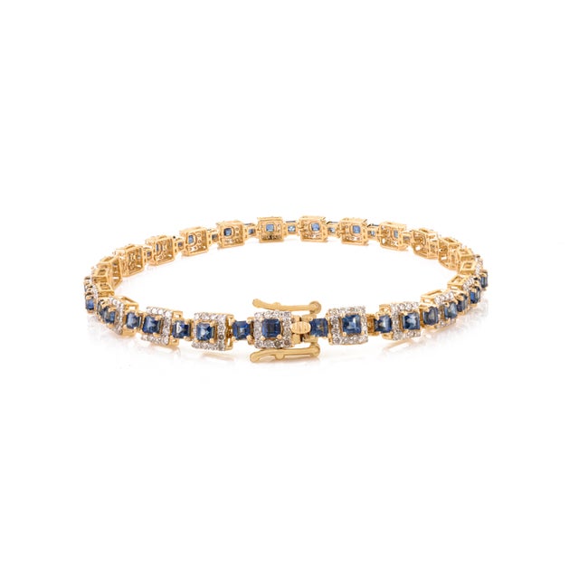 Metal 1.49 Ct Natural Diamond Bracelet Studded With 4.15 Ct Royal Blue Sapphire in 14k Gold For Sale - Image 7 of 13
