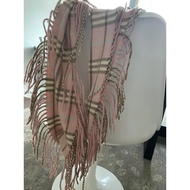 Textile Burberry “Happy” Cashmere Scarf With Full Fringe, Made in England, 100% Cashmere, Baby Pink/Bone/Blue/Taupe For Sale - Image 7 of 11