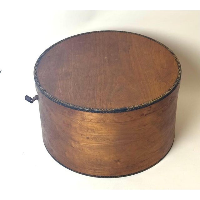 Antique Estonian Birch Hat Box from Luther, 1890s For Sale - Image 18 of 18