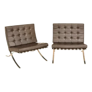 1980s Signed Knoll Barcelona Chairs in Chocolate Brown Leather, a Pair