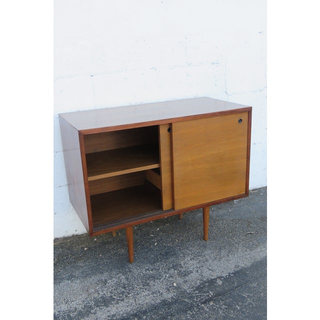 Mid Century Modern Server Buffet Tv Cabinet 6266 For Sale - Image 4 of 17