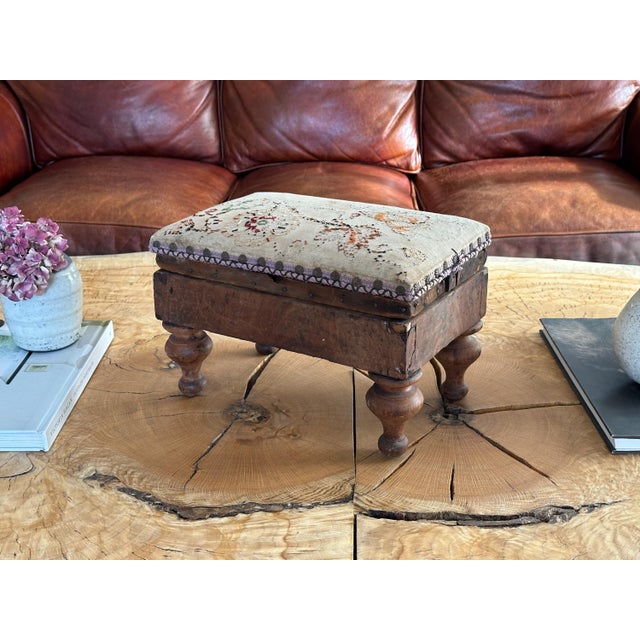 Late 19th Century 1890s Antique Primitive Needlepoint and Turned Wood Feet Footstool For Sale - Image 5 of 10