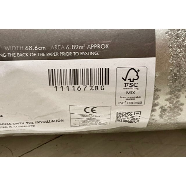 2020s Anthology English Metallic Snakeskin Wallpaper — 11 Yard Roll For Sale - Image 5 of 11