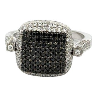 Unique Black & White Diamond Flip Ring Size 7 in 18k Solid White Gold For Sale