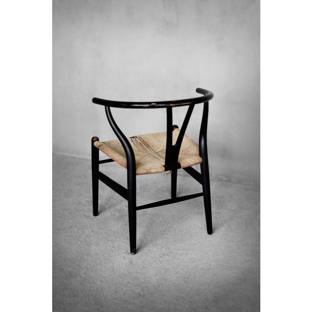 Carl Hansen & Søn Mid-Century Danish Modern Oak CH24 Wishbone Chair by Hans J. Wegner for Carl Hansen & Son, 1960s For Sale - Image 4 of 18