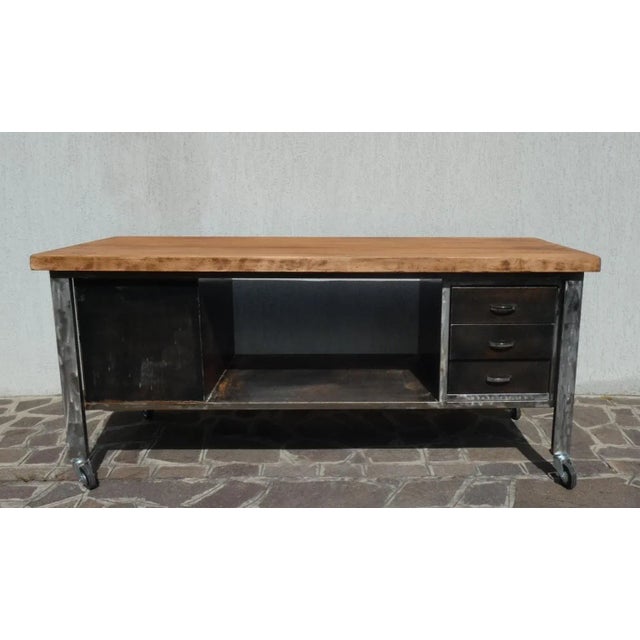 Industrial Industrial Island Counter in Steel and Walnut, 1970s For Sale - Image 3 of 13