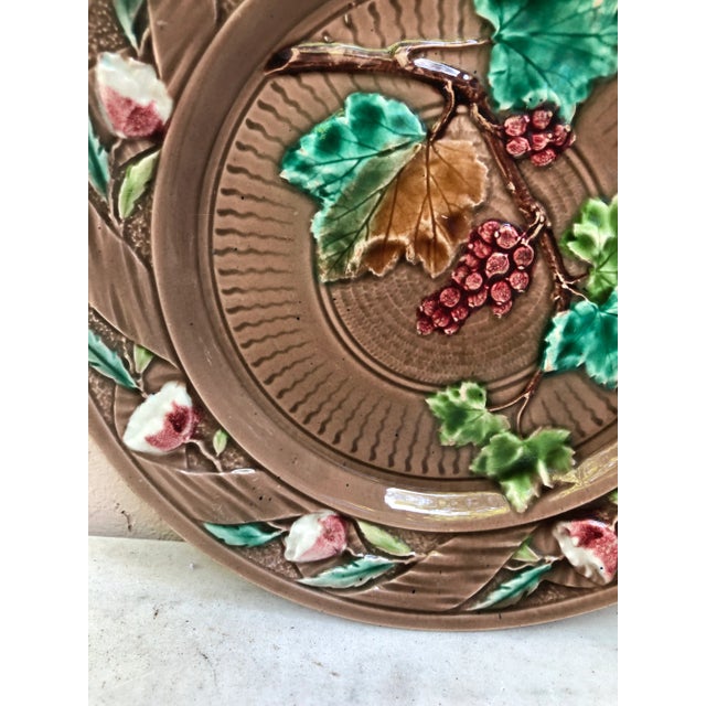 French Country C 1880 French Majolica Grape & Flowers Plate Luneville For Sale - Image 3 of 6