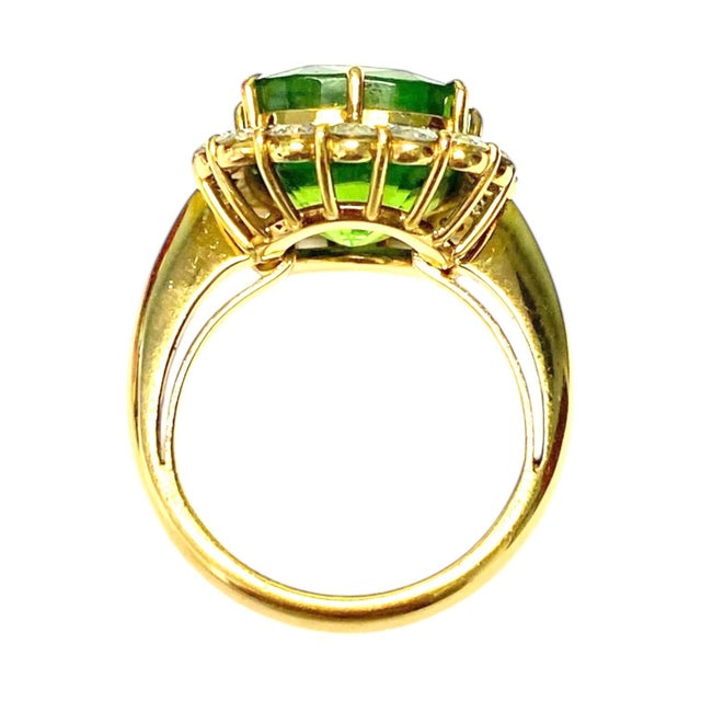 Metal late 20th Century 18k Yellow Gold Large Peridot and Diamond Ring, , Size 6 For Sale - Image 7 of 11
