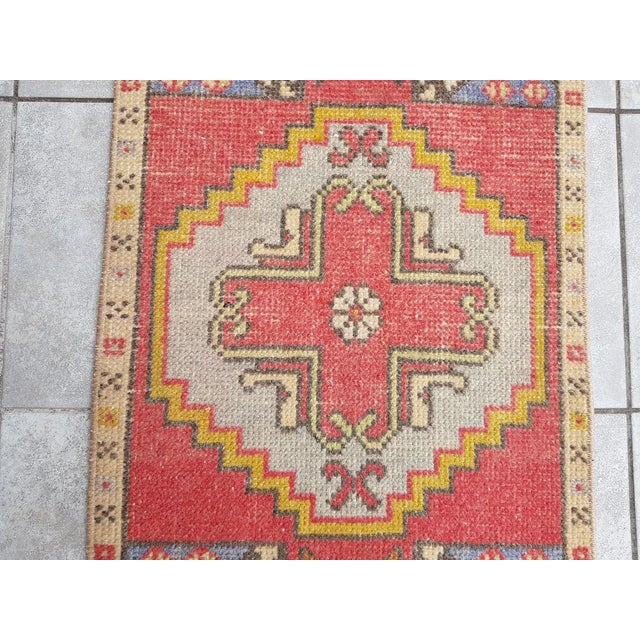 1950s Modern Vintage Area Rug For Sale - Image 9 of 10