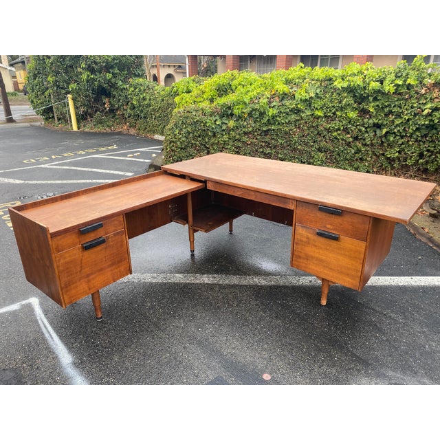 Vintage Mid Century Modern Executive Desk Chairish
