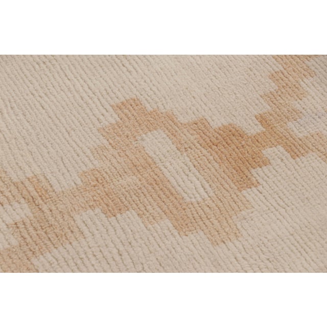 1950s Vintage Tulu Runner Rug in Beige and Cream Diamond Medallions - Rug & Kilim For Sale - Image 5 of 8