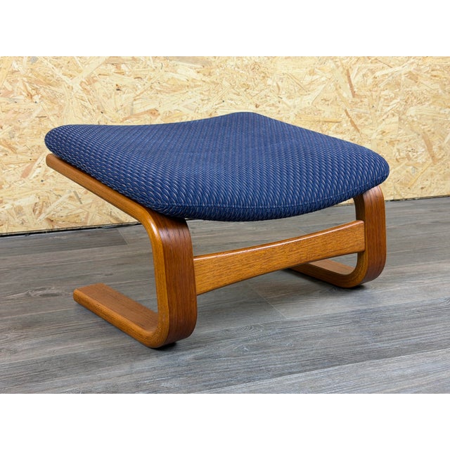 1960s/70s Teak Ottoman by Svend Skippers Furniture Denmark Item: Ottoman Manufacturer: Skippers Furniture Condition: Good...