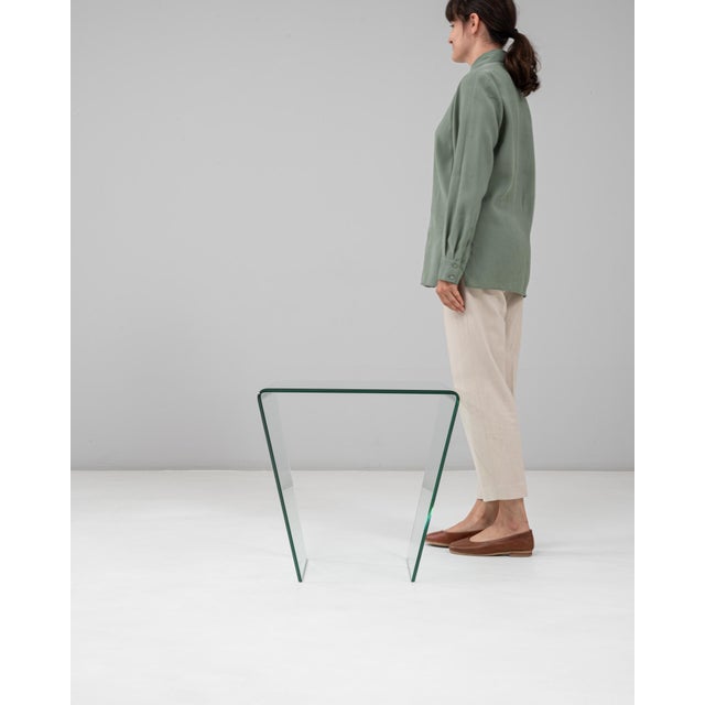 Postmodern 20th Century French Postmodern Curved Glass Coffee Table For Sale - Image 3 of 18