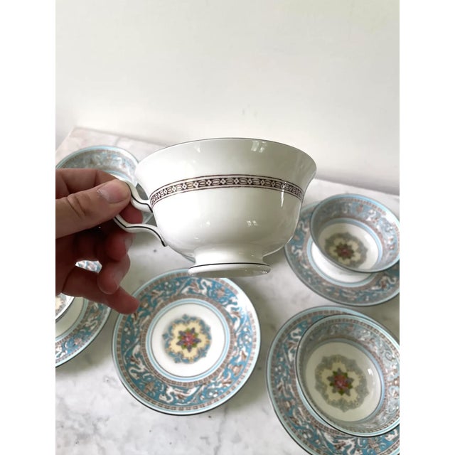 Very special set of Wedgwood Florentine tea cups and saucers. Six cups, six saucers. Dimensions 4.5ʺW × 4.5ʺD × 1ʺH
