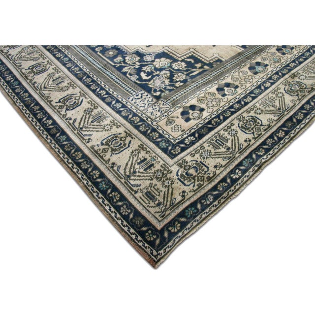 1960s Turkish Oushak Rug For Sale - Image 4 of 5