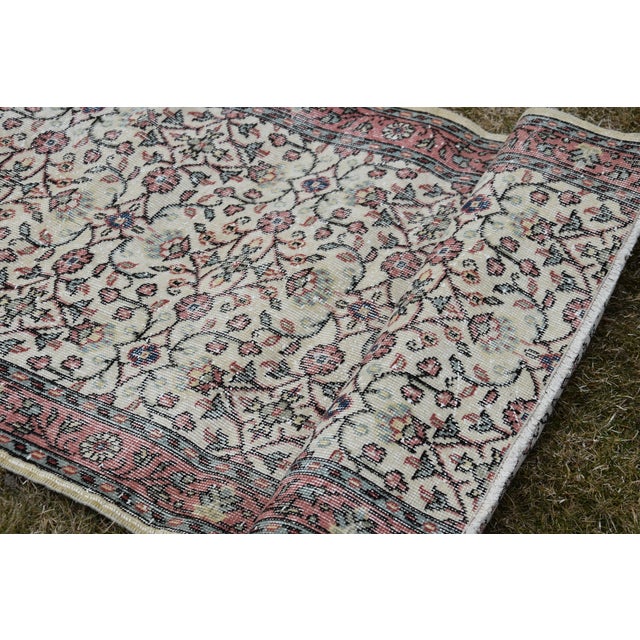 1980s Turkish Beige Floral Oushak Rug For Sale - Image 10 of 13