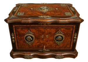Cigar Case in Burl Wood and Decorative Bronze