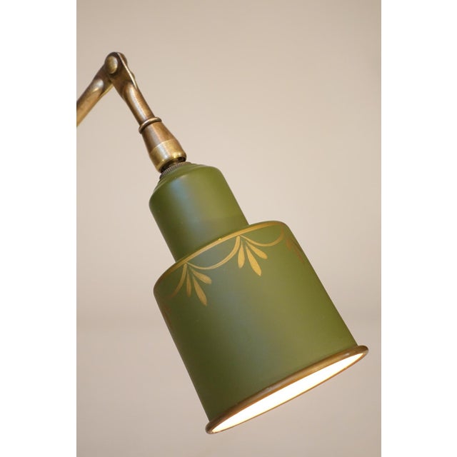 1940s Industrial Machine Age Empire Regency Toleware Brass Articulating Table Lamp For Sale - Image 9 of 10