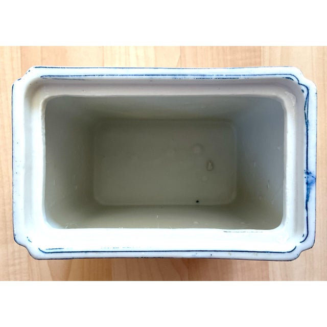 Late 20th Century Rectangular Oriental Style Box/Jar/Container With Lid by Andrea by Sadak For Sale - Image 4 of 5