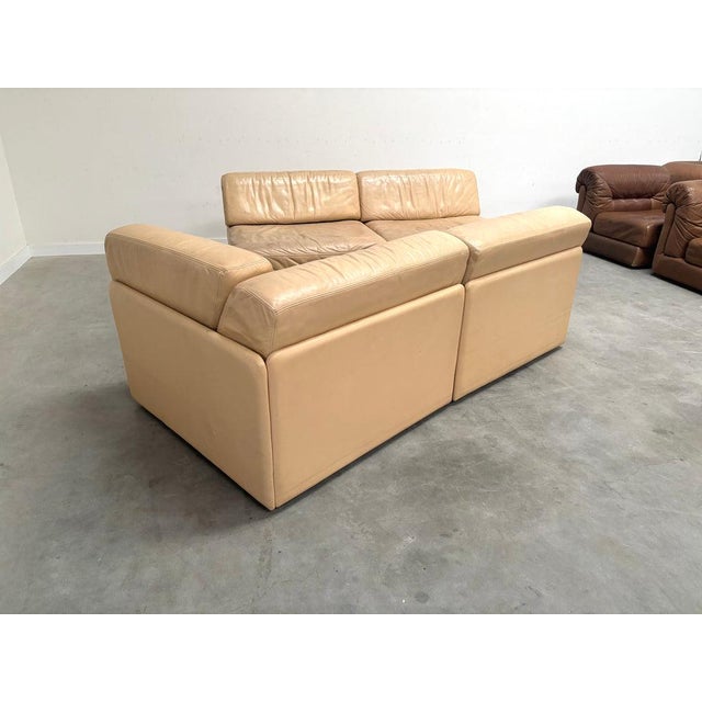 DS76 Lounge Sofa in Beige Leather from de Sede, 1970s For Sale - Image 11 of 16
