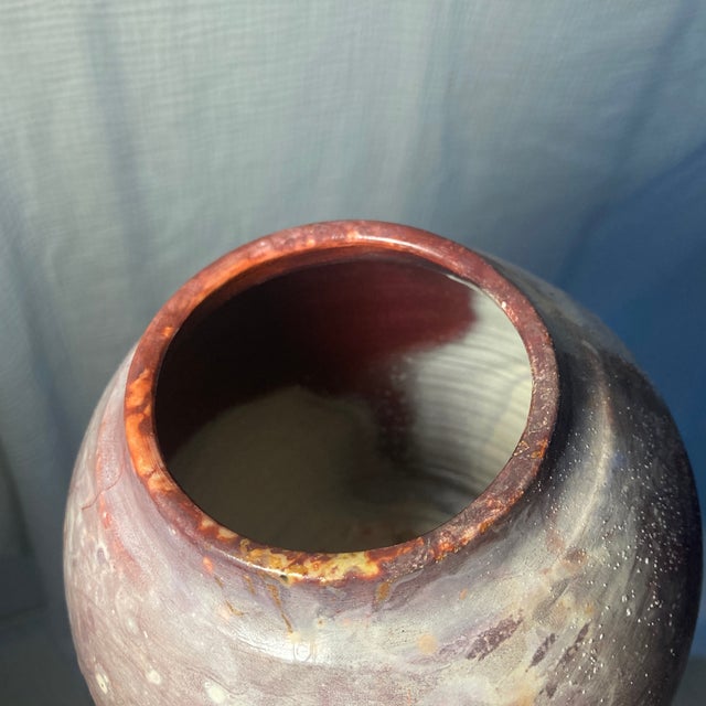 Late 20th Century Vintage R/C Canupp North Carolina Studio Pottery Hand-Thrown Saggar Fired Globe Vase For Sale - Image 5 of 12