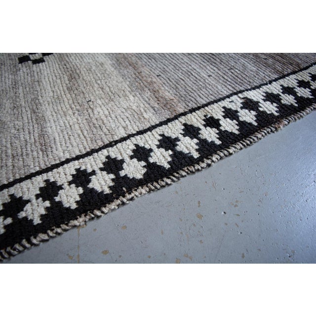 Taupe 1940s Antique Tribal Geometric Brown Cream With Abrash Rug Runner - 3’4” X 6’8” For Sale - Image 8 of 10