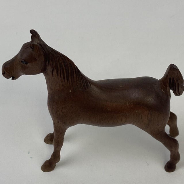 Brown VTG Carved Wood 4" Saddle Bred Horse Weanling 3d Equine Folk Art Grand Walnut For Sale - Image 8 of 12