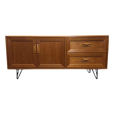 Mid-Century Teak Fresco Media Unit from G-Plan For Sale