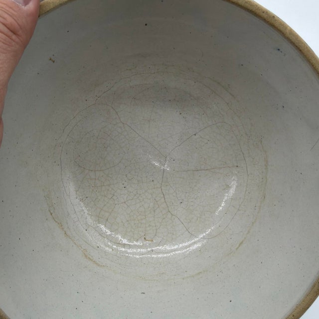 19th C. Antique Blue Spongeware Stoneware Bowl W/ Wire Bale Wooden Handle For Sale - Image 6 of 12