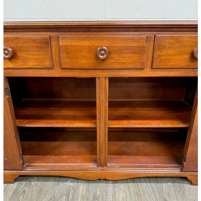 Vintage American Traditional or Country Style Mahogany Buffet Sideboard For Sale - Image 13 of 14