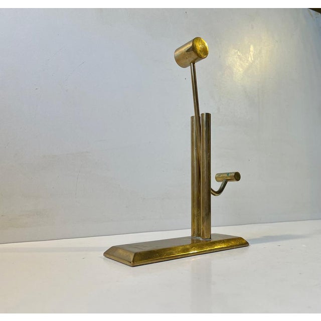 Modernist Sculptural Counterweight Paper Weight in Bronze, 1970s For Sale - Image 6 of 11