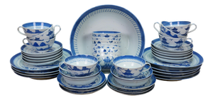 46 Pc Vintage Chinese Export Canton Blue & White Porcelain Pagoda Dinnerware Set