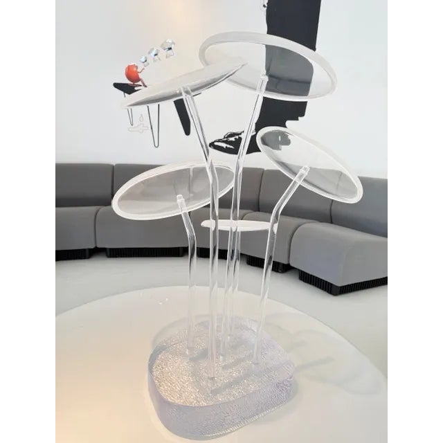 Plastic Vintage Lucite Large Stay Sculpture - Postmodern For Sale - Image 7 of 7