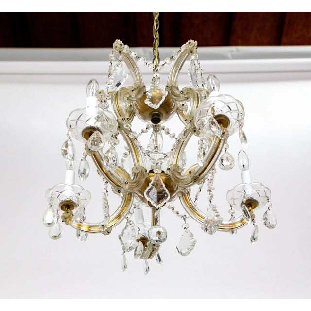 Transparent 1950s Maria Theresa 6-Light Chandelier For Sale - Image 8 of 11