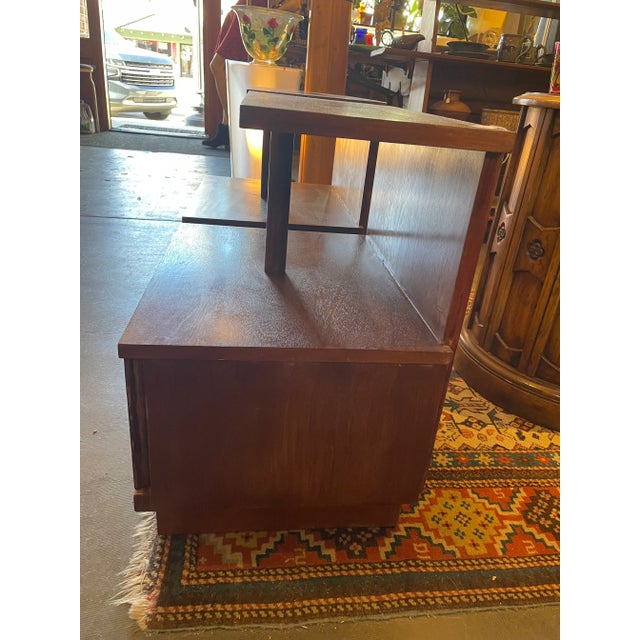 Mid-Century Modern 1960s Cavalier Mahogany Nightstands - Set of 2 For Sale - Image 3 of 12