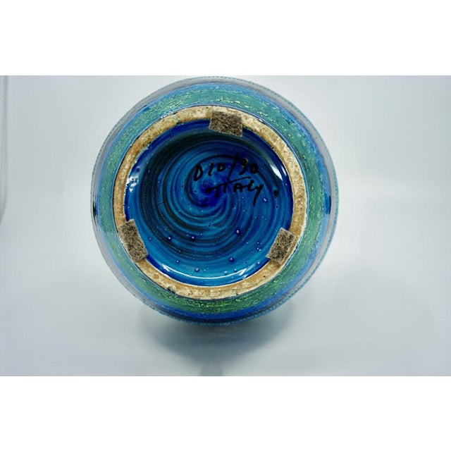 Large Rimini Blue Series Vase by Aldo Londi for Bitossi, 1960 For Sale - Image 6 of 9