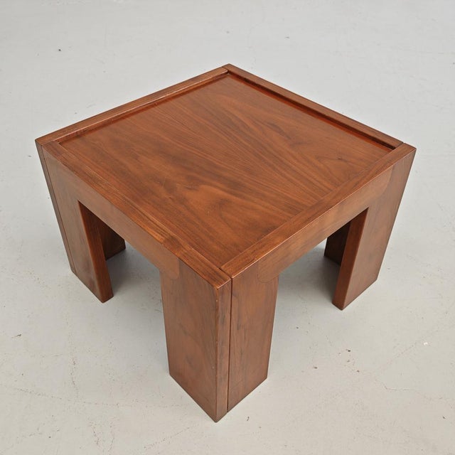 Small Square Walnut Coffee Table, 1970s, in Very Good conditions. Designed 1970 to 1979
